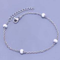 Náramek z chirurgické oceli s bílými perličkami