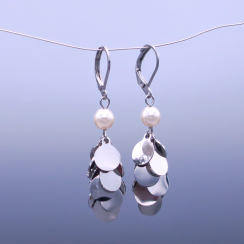 Visací náušnice z chirurgické oceli s perličkou Swarovski