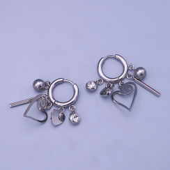 Náušnice z chirurgické oceli se zirkonem a srdíčky