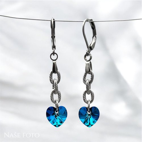 Náušnice Swarovski srdíčka na řetízku z chirurgické oceli - Bermuda blue