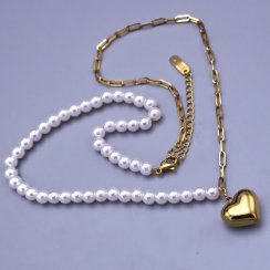 Pozlacený perličkový náhrdelník z chirurgické oceli se srdíčkem