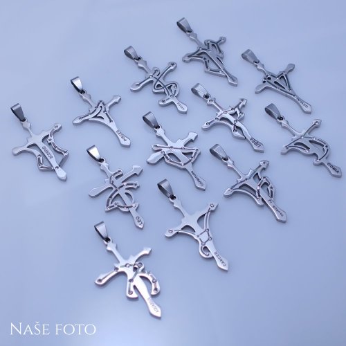 Přívěsky z chirurgické oceli kříže s konstelací znamení