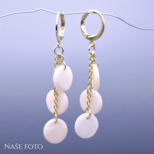 Pozlacené visací náušnice s perletovými kolečky