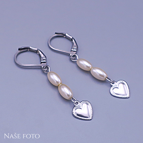 Dětské náušnice srdíčka s bílými perleťovými oválky – chirurgická ocel
