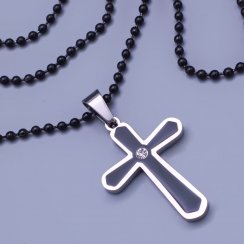 Kríž s čiernou retiazkou z chirurgickej ocele