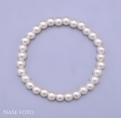 Náramek ze syntetických perliček