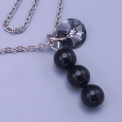 Náhrdelník s černými Swarovski perličkami a krystalem Silver Night