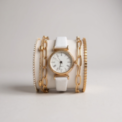 Dámsky set – hodinky s náramkami v odtieni zlata a bielej