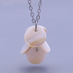 Náhrdelník s pravým perleťovým príveskom z koliesok