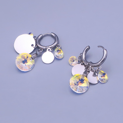 Náušnice z chirurgické oceli s krystaly Swarovski AB – kroužky s přívěsky