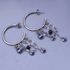 Náušnice z chirurgické oceli kruhy s řetízky a krystaly Swarovski