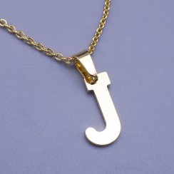 Moderní přívěsek ve tvaru písmena "J" z pozlacené chirurgické oceli