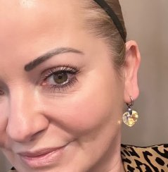 Náušnice velká srdíčka Swarovski 18mm AB na kroužku z chirurgické oceli