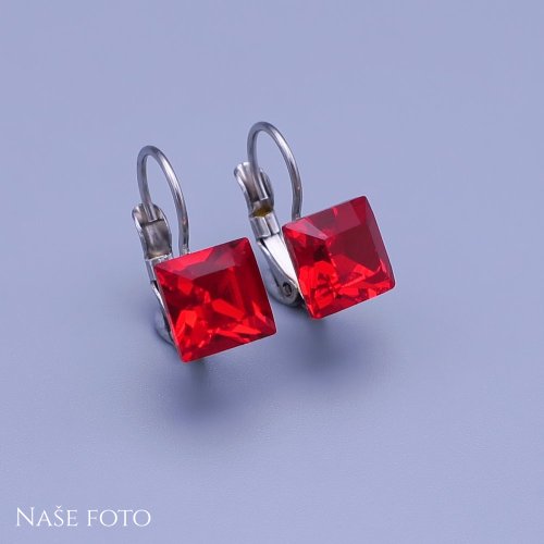 Náušnice Swarovski kostky 8 mm výběr barev