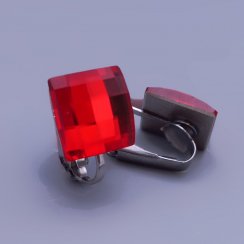 Náušnice klipsy z chirurgickej ocele Swarovski červené štvorčeky 12mm