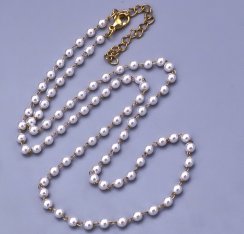 Perličkový pozlacený náhrdelník z chirurgické oceli