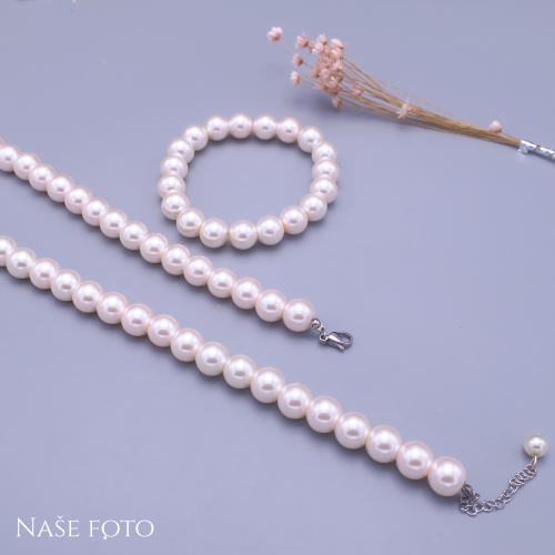 Elegantní náramek ze syntetických perel